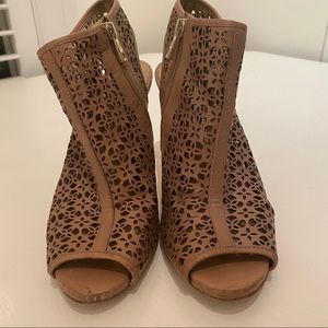 Ann Taylor Laser Cut Leather Healed Booties - Sz 9